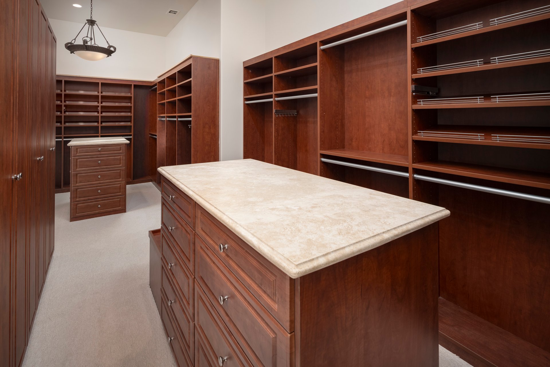 Luxury Living Redefined: Executive Rental in The Bridges