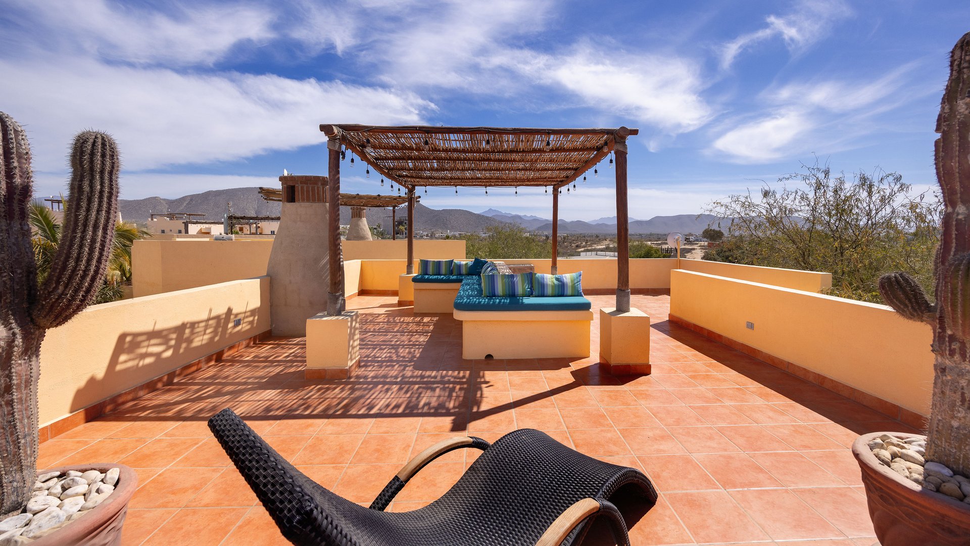 Puesta Del Sol Studio 1B