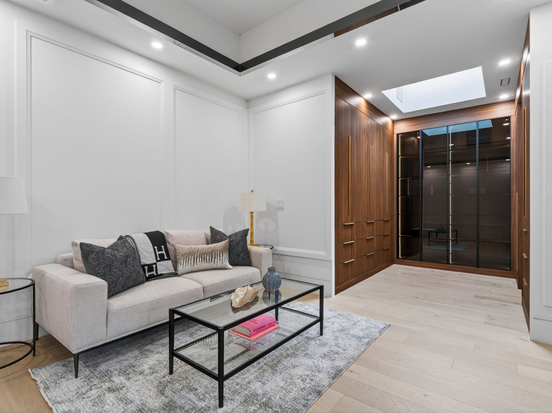 1477 Duncan Road
