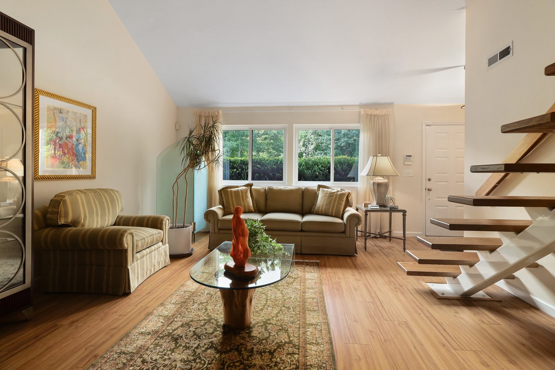 1 Oakridge Drive
