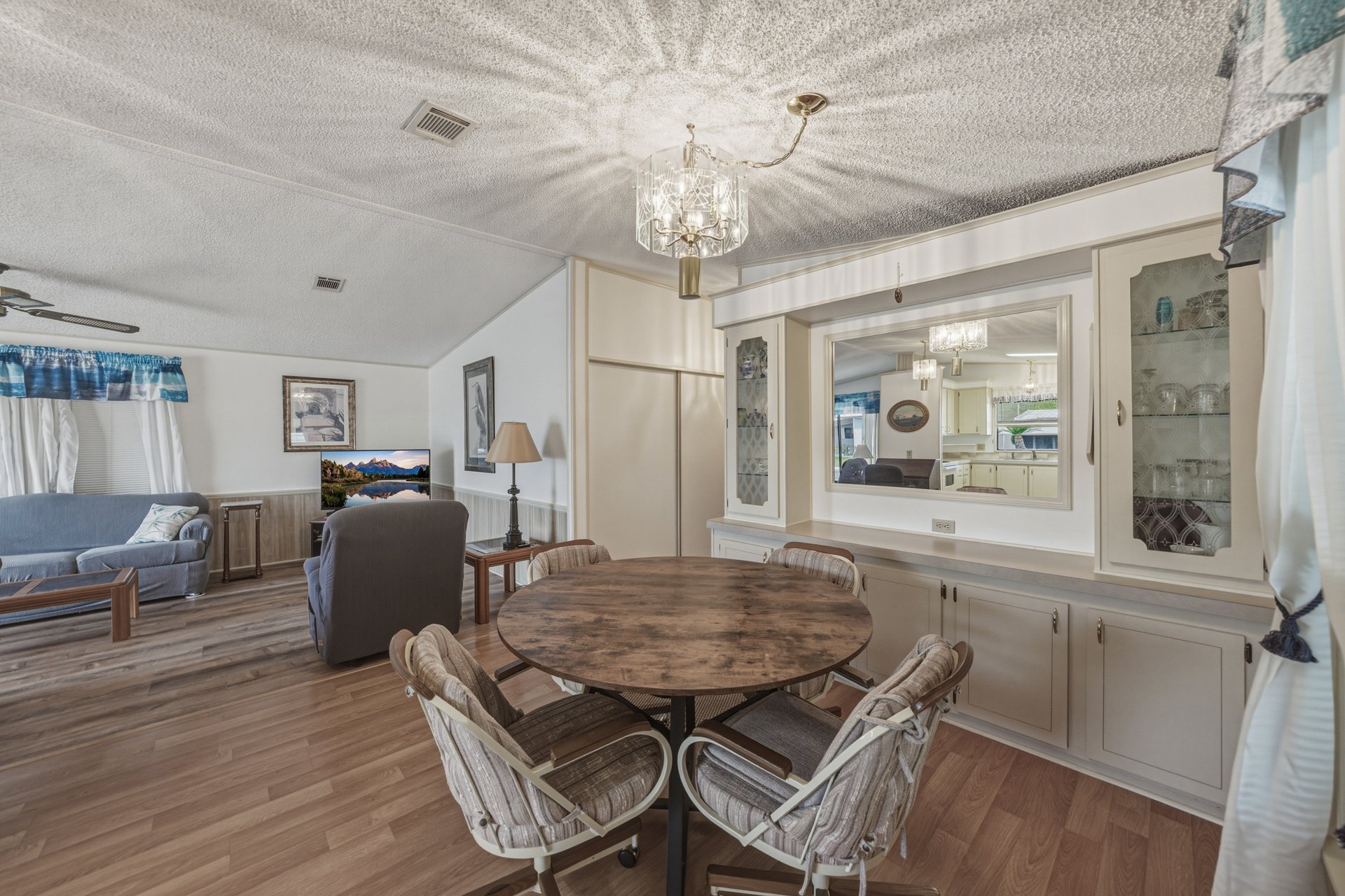 35116 COLONY HILLS DR