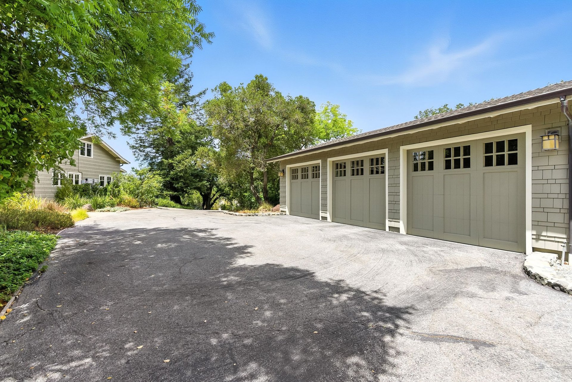 105 Highland Ave