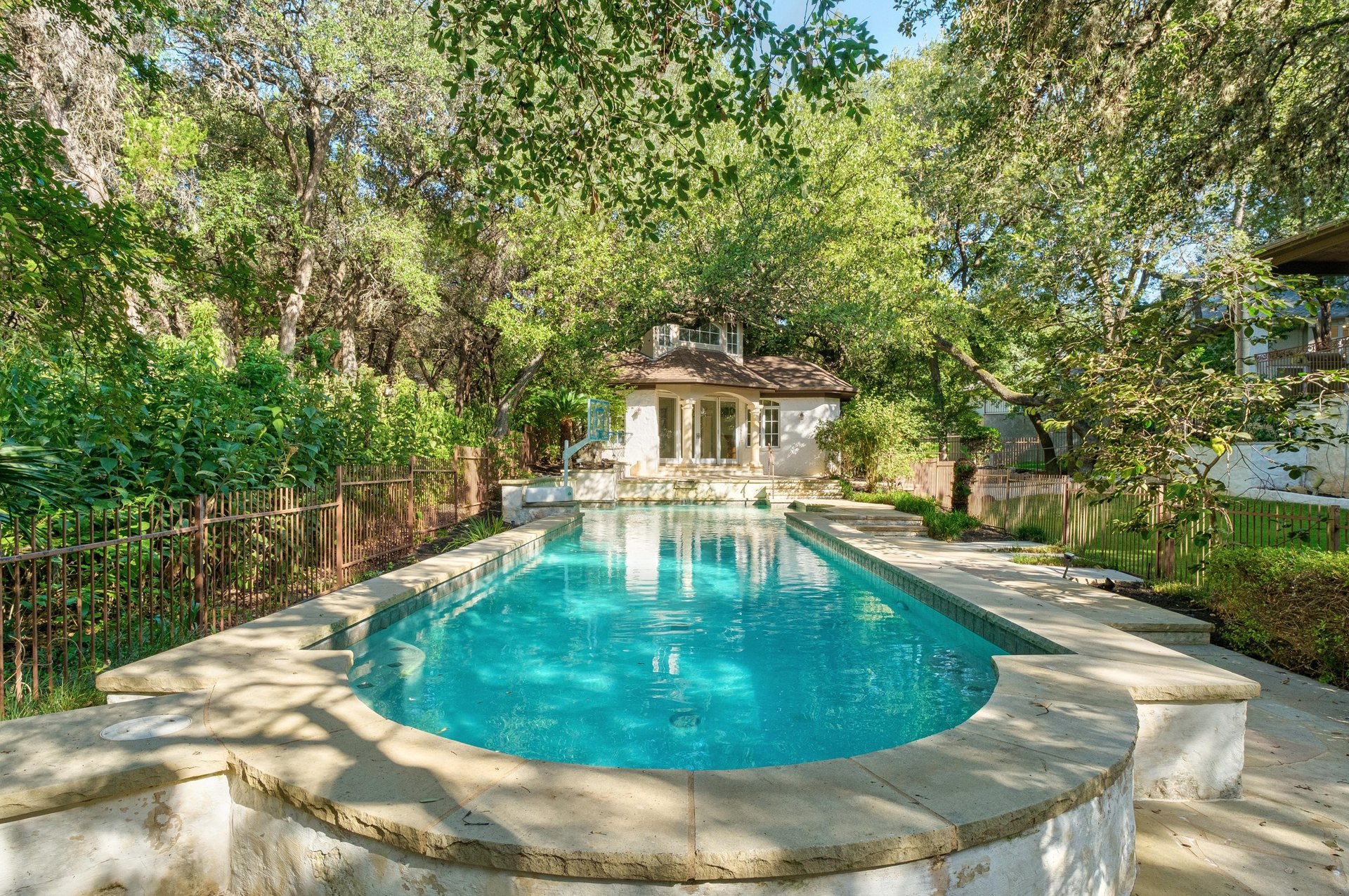 2900 Meandering River Court