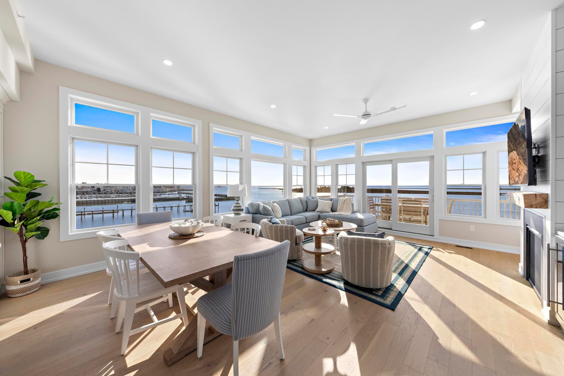 2600 Long Beach Blvd, Buccaneer Unit 13