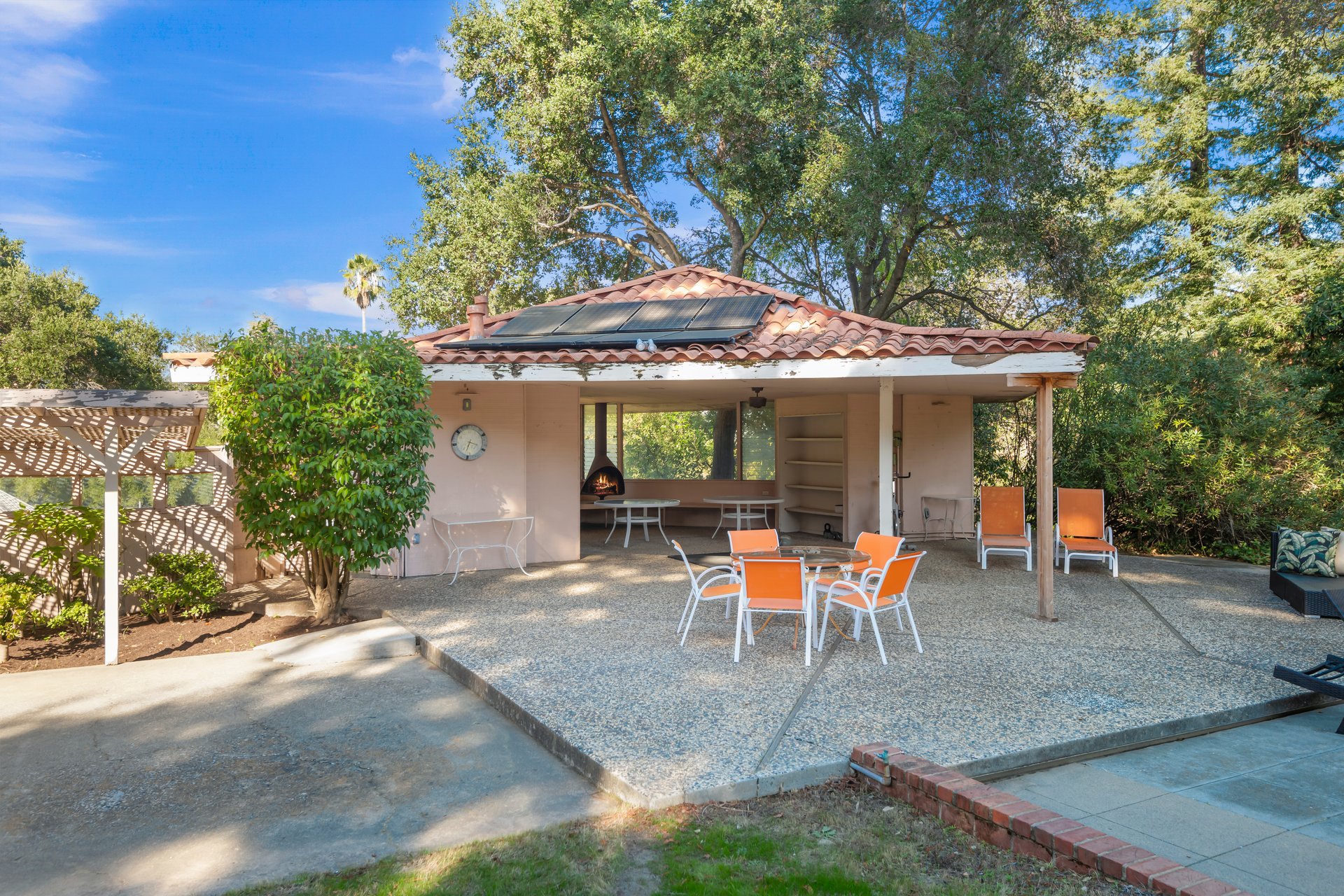 19605 Glen Una Drive