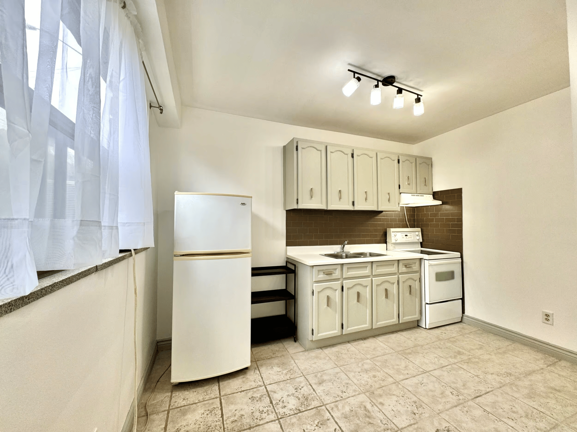 740 Eglinton Ave W #108