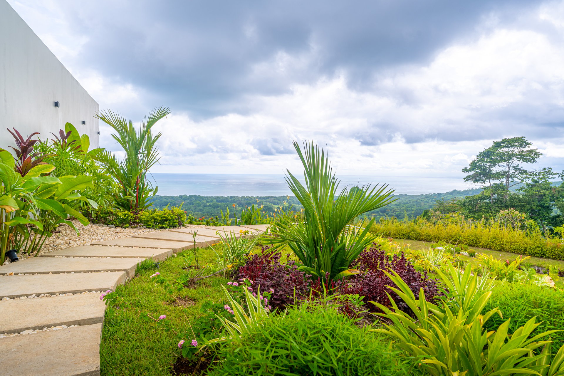 Lion's Gate Sunset Estate