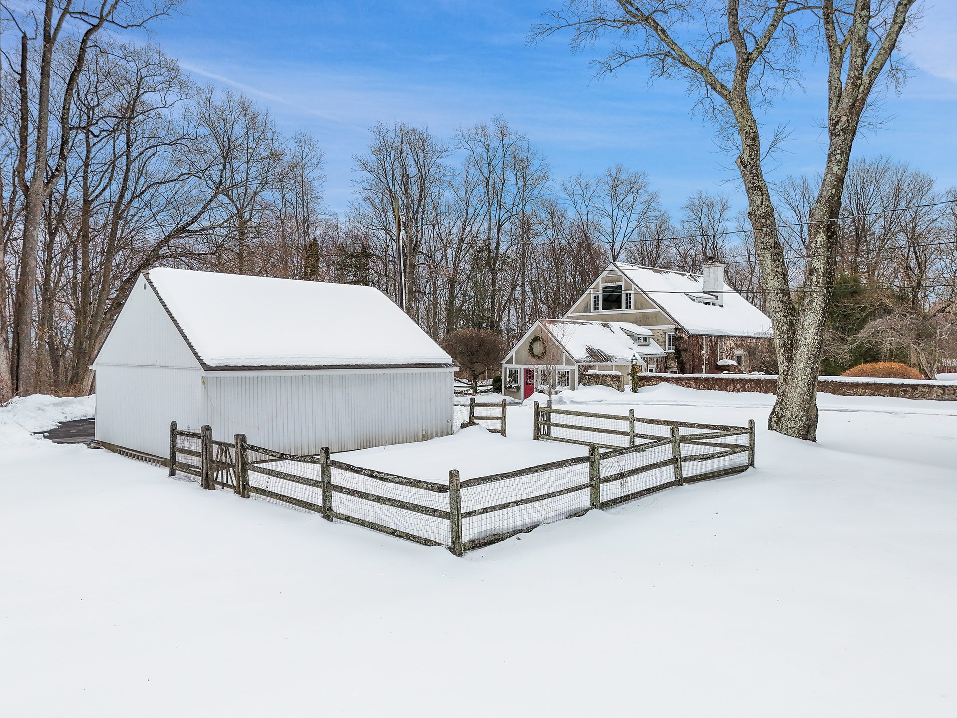 15 High Ridge Road