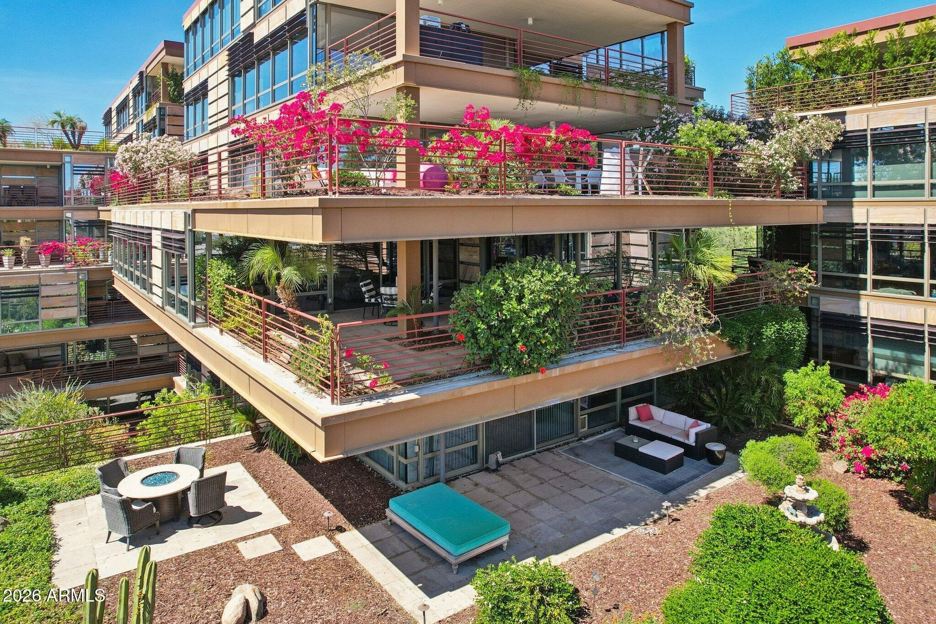 7157 E Rancho Vista Dr, #4006