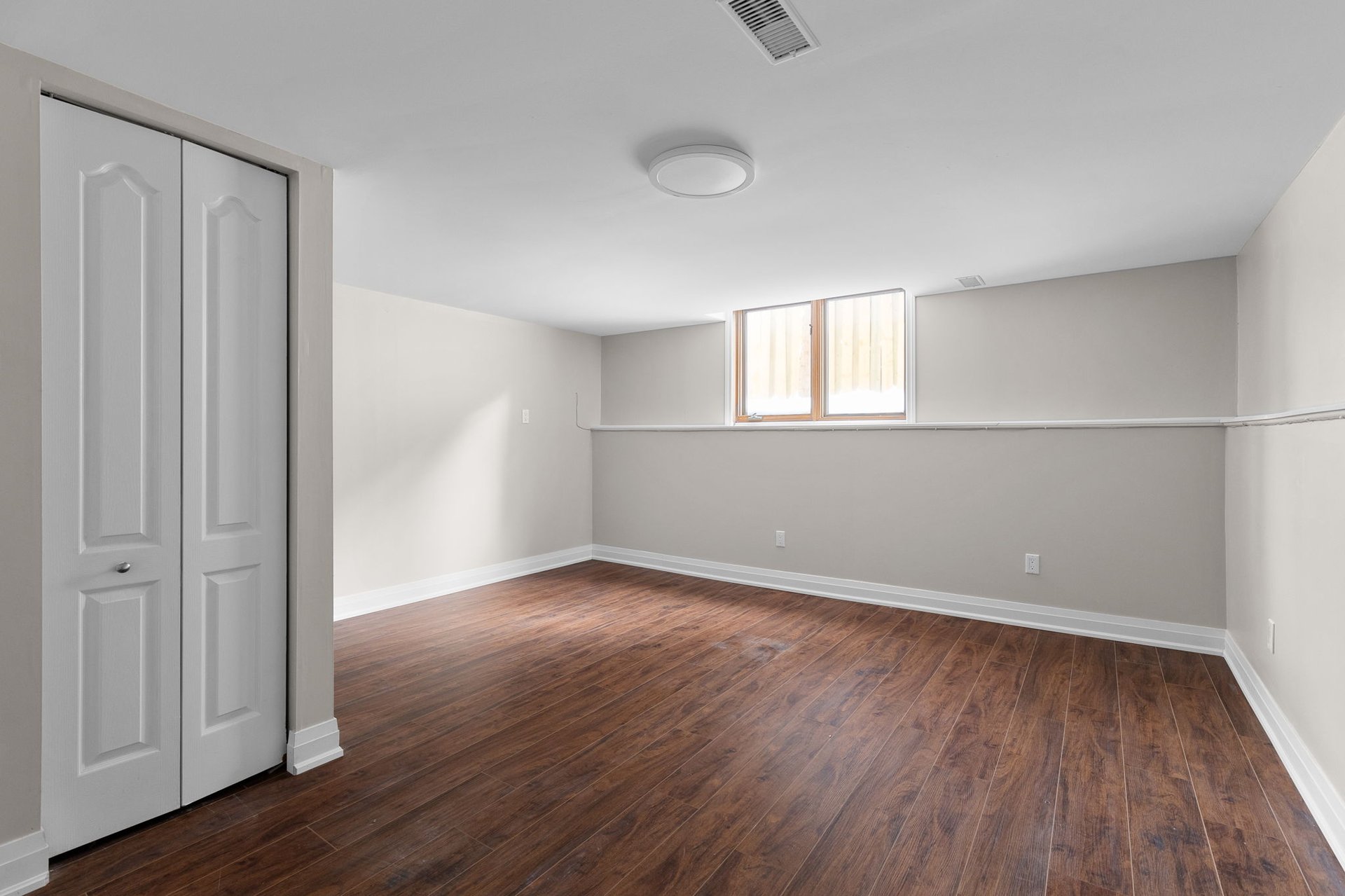 381 Cox Mill Road, Barrie