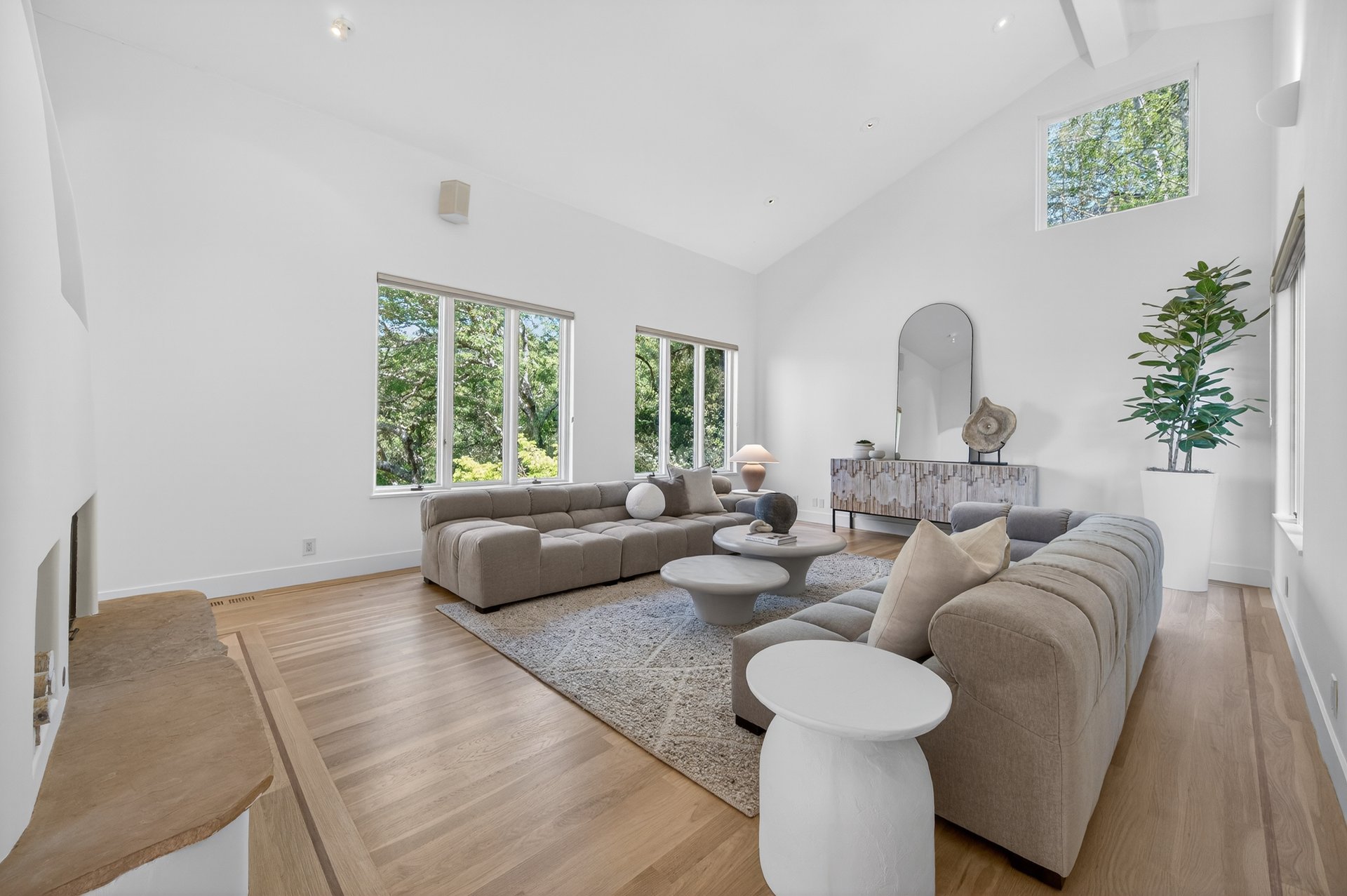 25 Wood Acres Ct