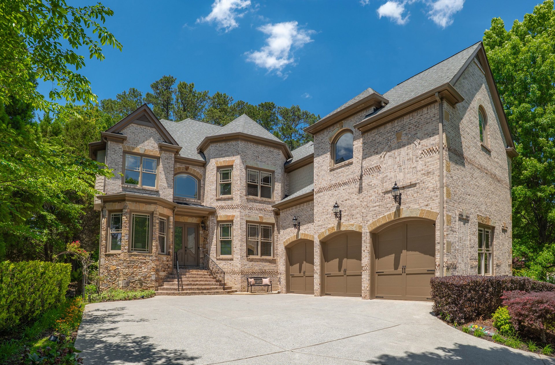 3680 Milton Park Drive