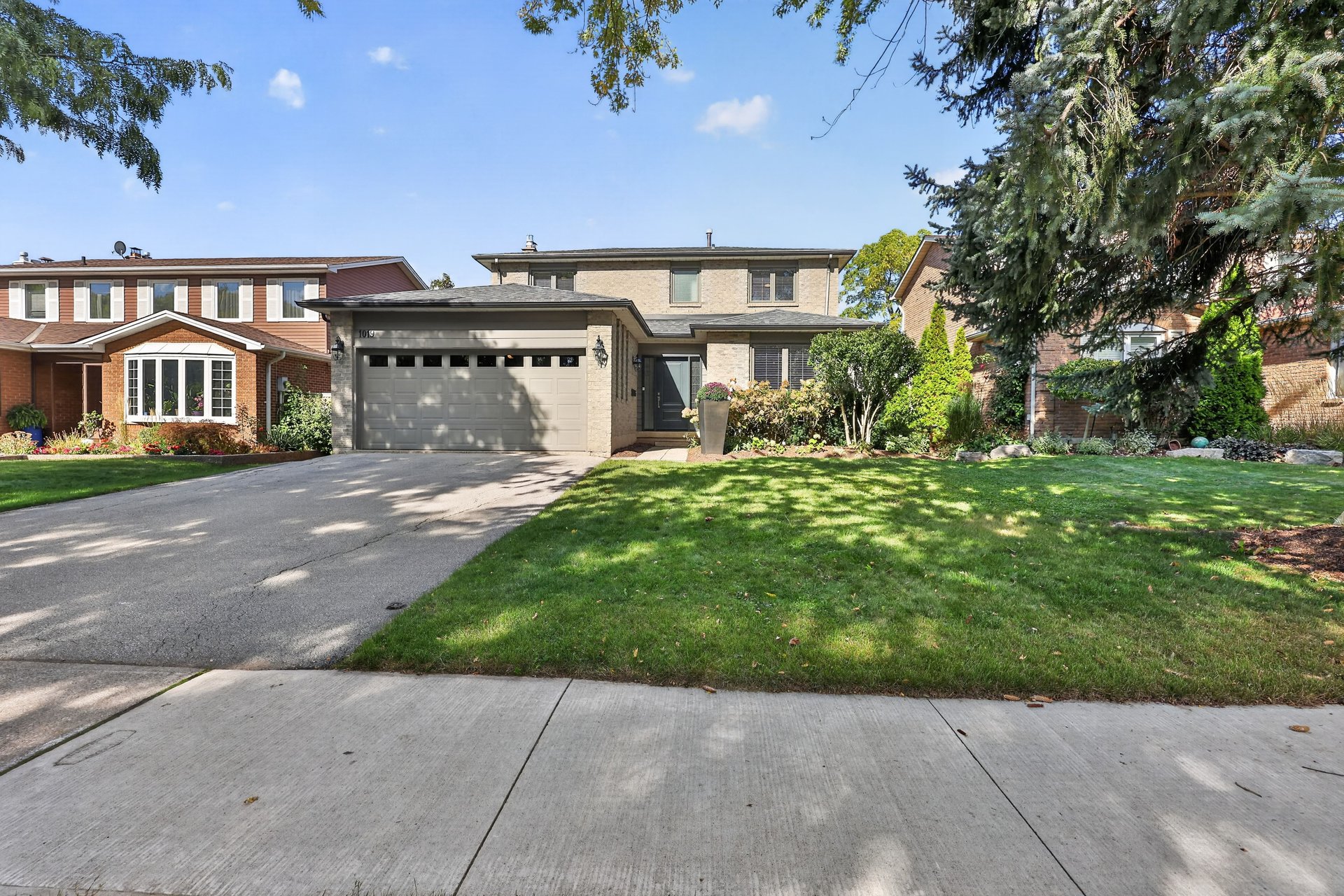 1019 Mesa Cres