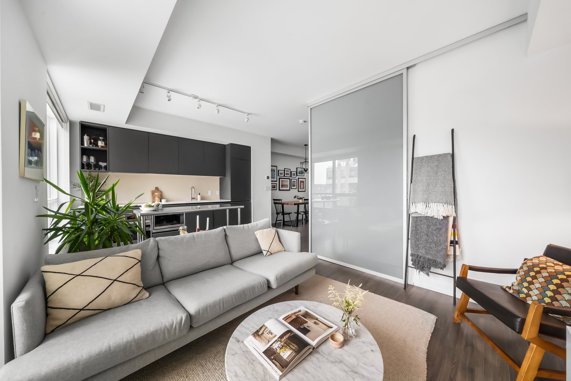 377 Madison Ave #502