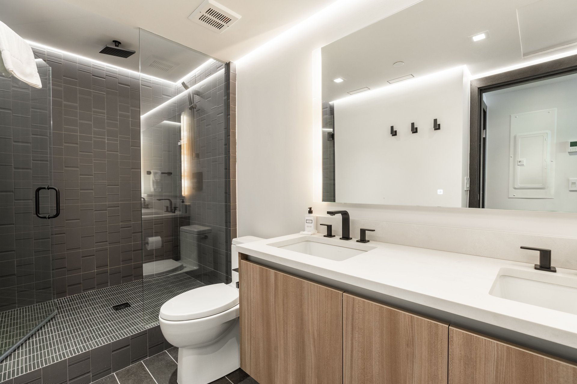 The Lodge at Vail Condominiums #268