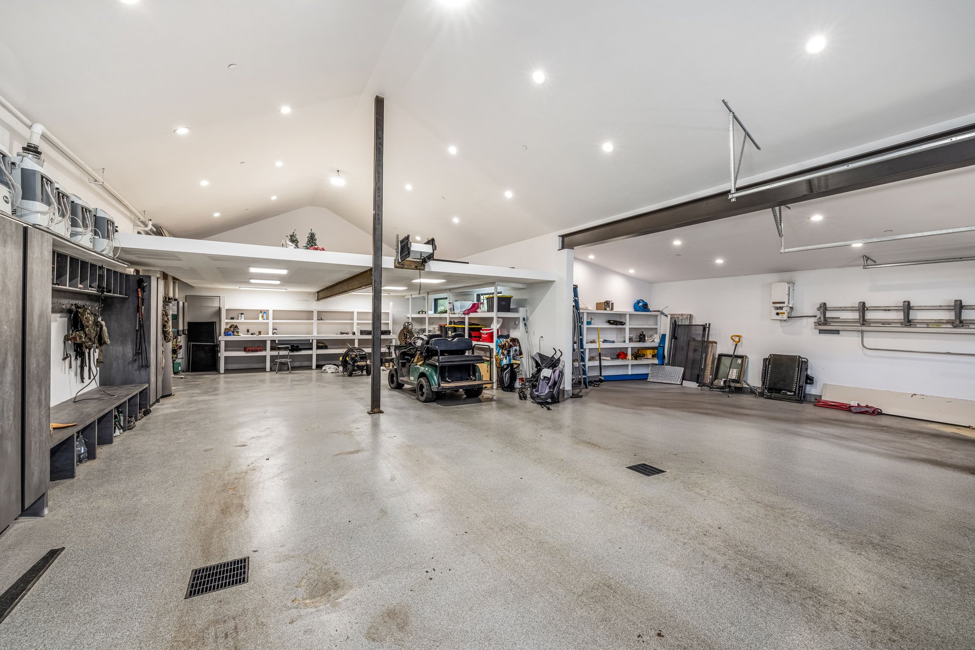 31 Taylor Creek Court