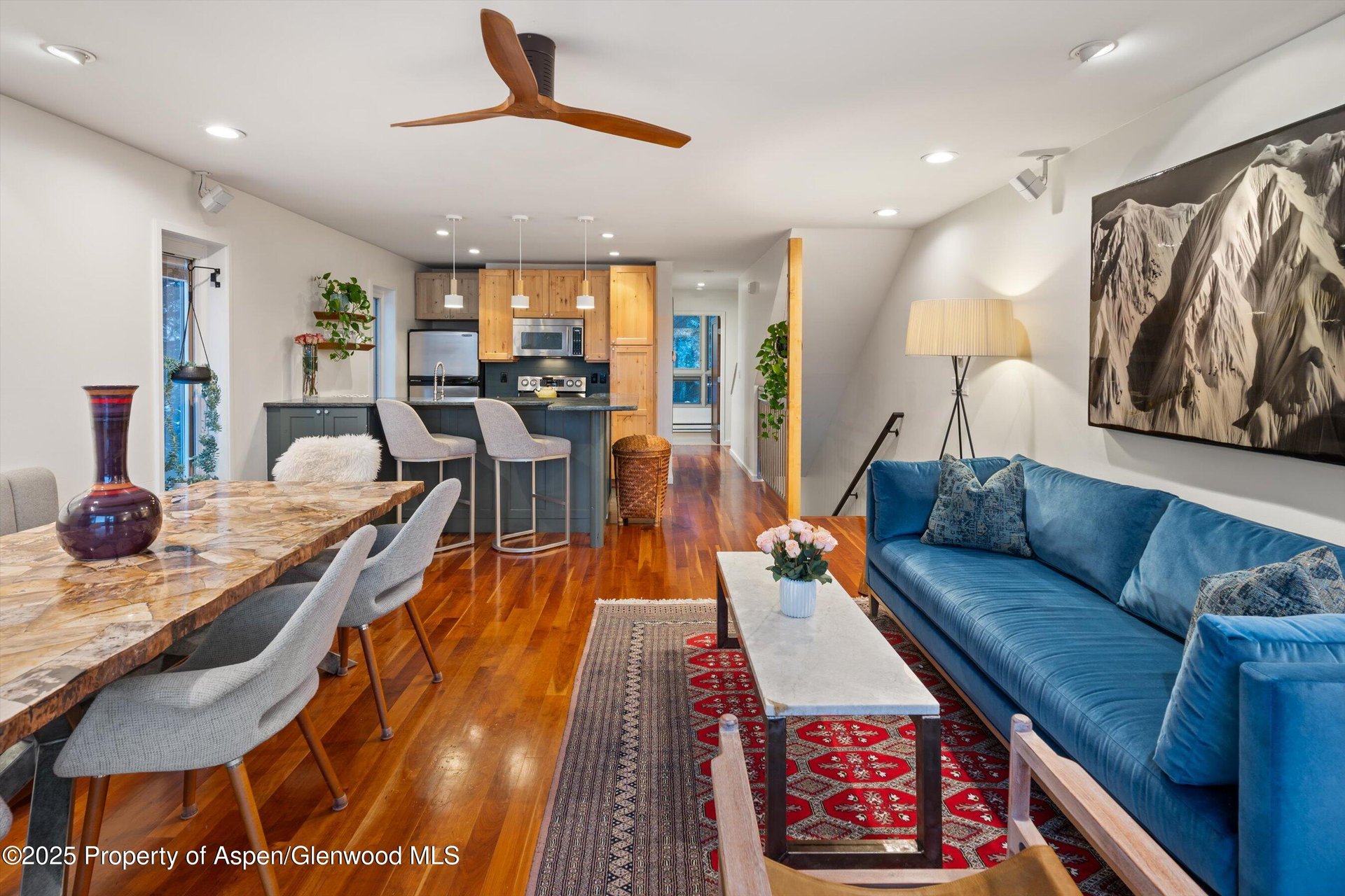 805 Pinon Dr, #1