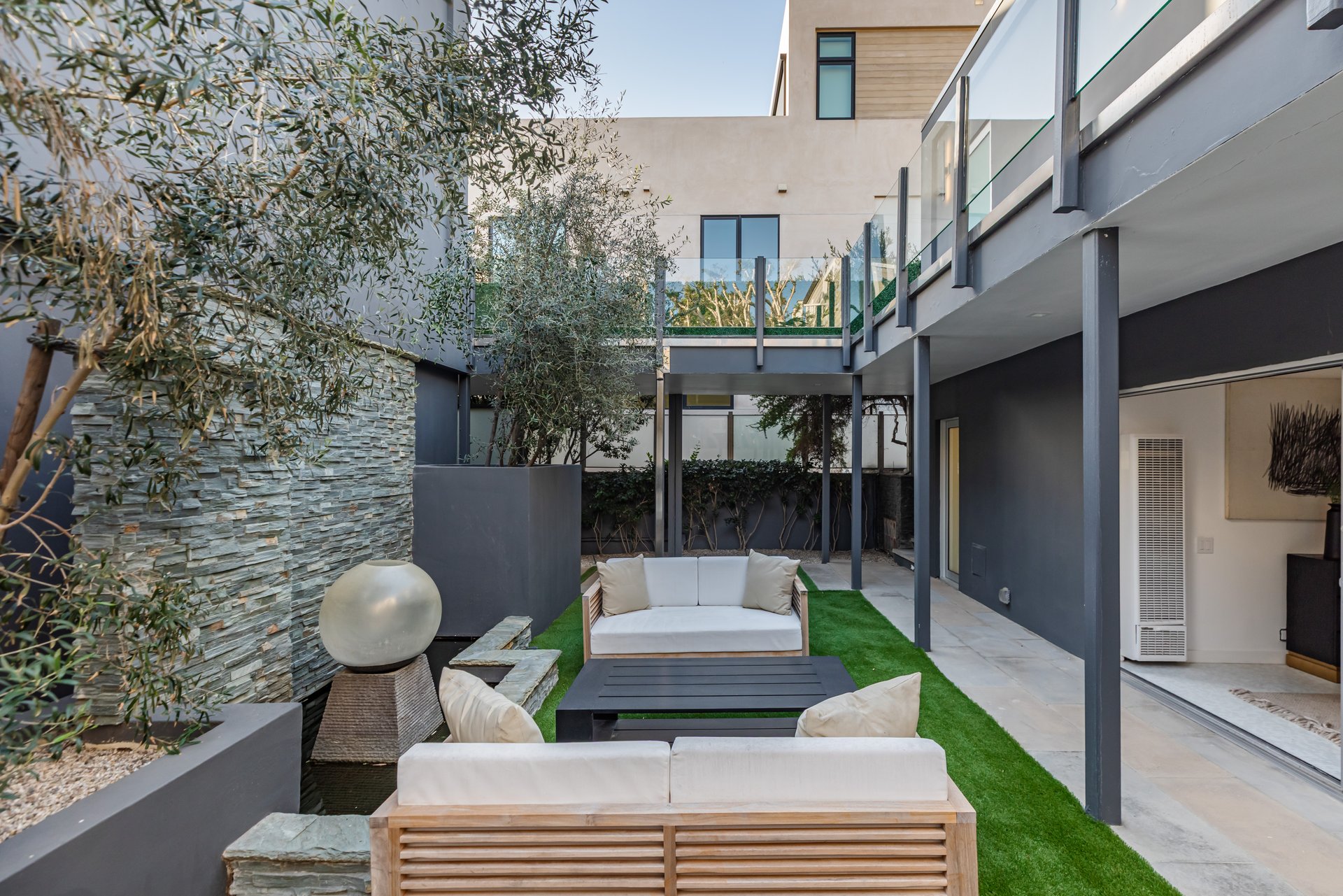 31220 Broad Beach Rd, Malibu