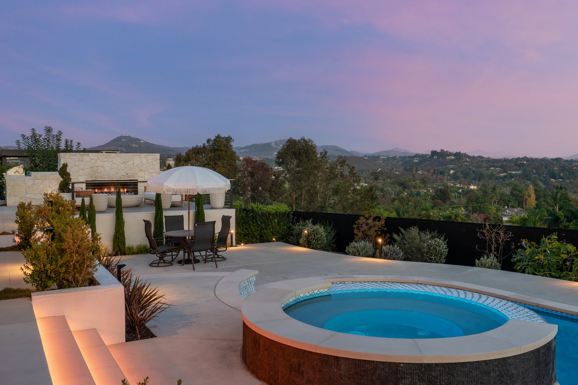 905 Olive Crest Dr.