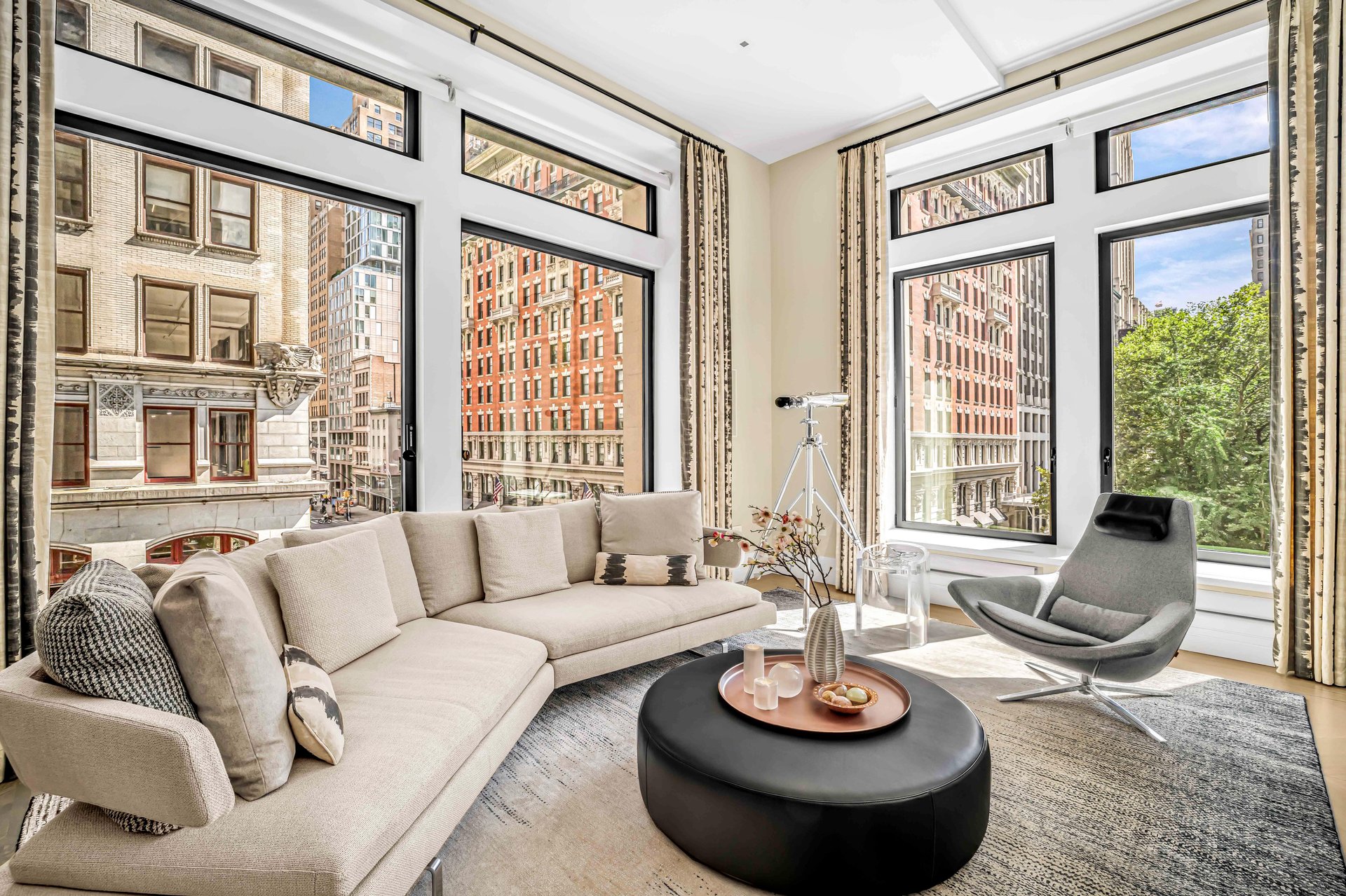 212 Fifth Avenue