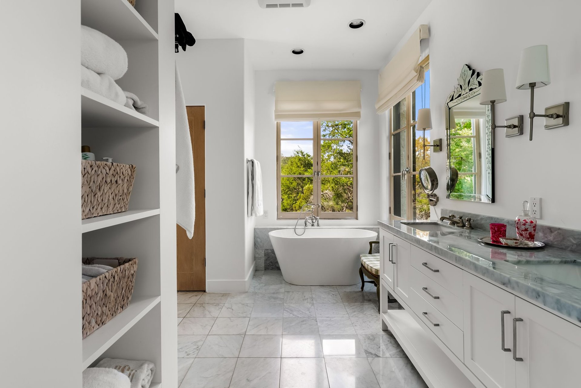698 Windsong Trail