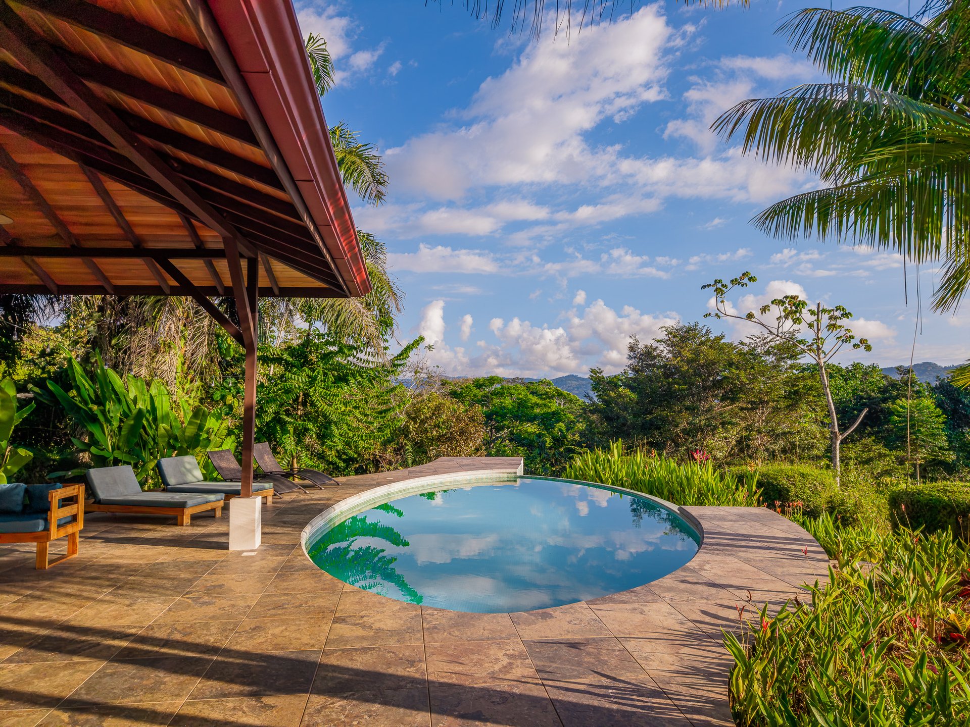 Sunset Ocean View Home on 2.6 Acres Platanillo