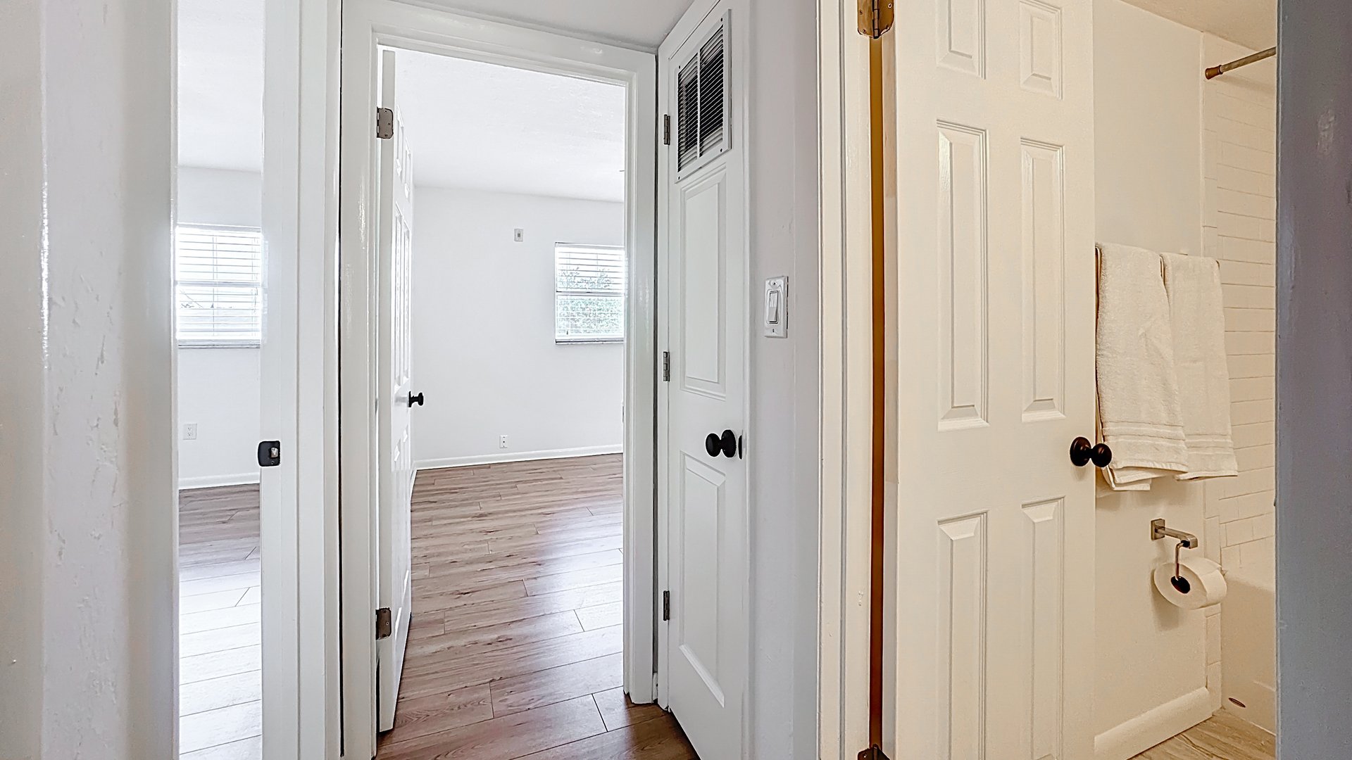 Remodeled Two-Bedroom Upstairs for Lease at Winter Park's Aragon Condos