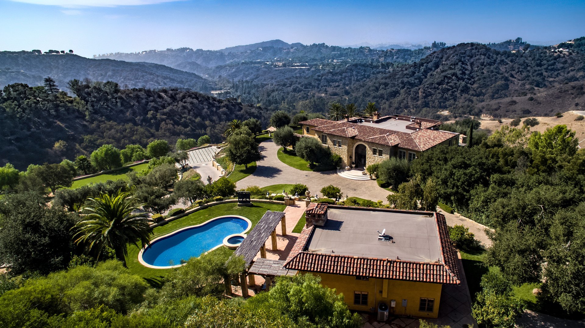12300 Mulholland