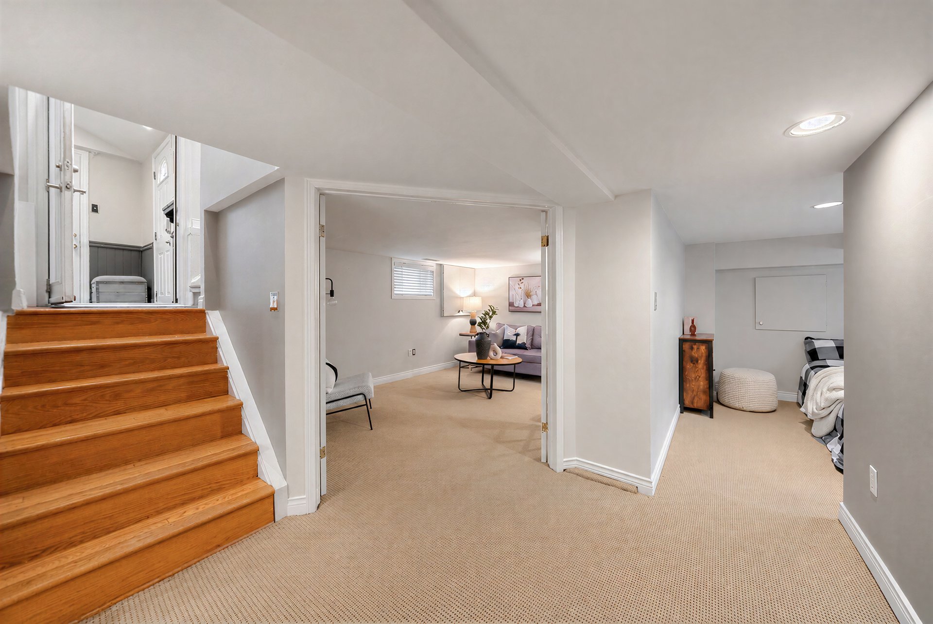 1141 Lakeshore Rd W