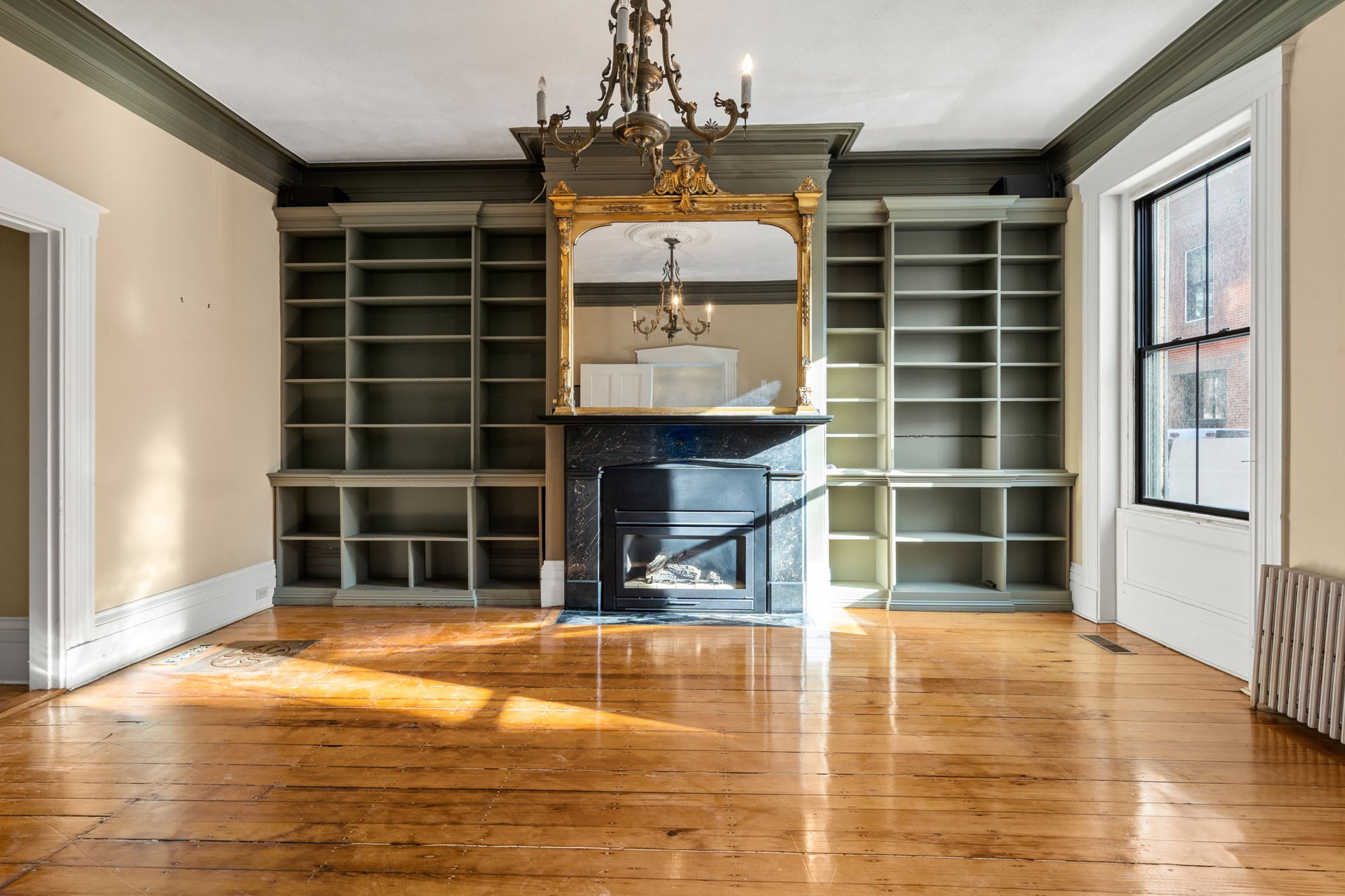 Off Market Listing- 3 Wallace Ct Charlestown, MA 02129
