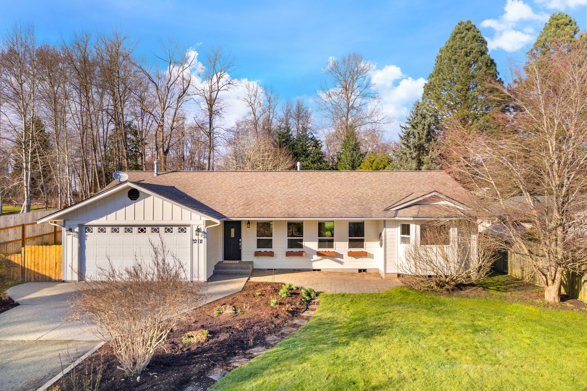  Dreamy Rambler on Over Half an Acre