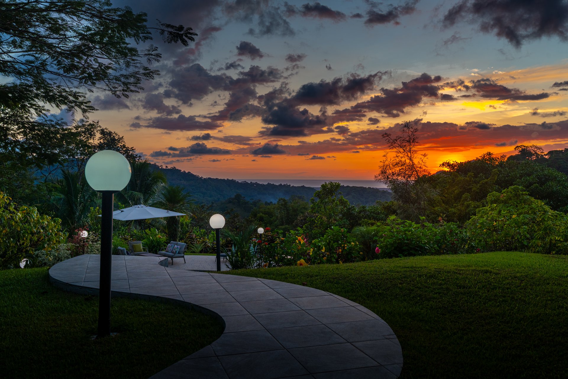  Villa Allamanda, Privacy Galore, Ocean, Jungle and Mountain Views