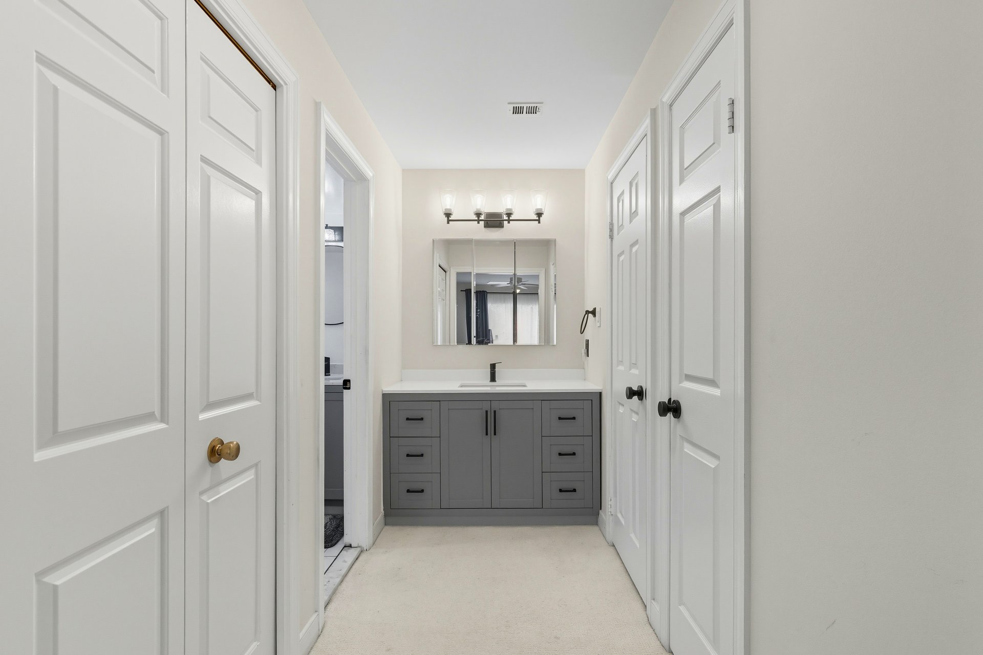 Luxury Turnkey Furnished Condo