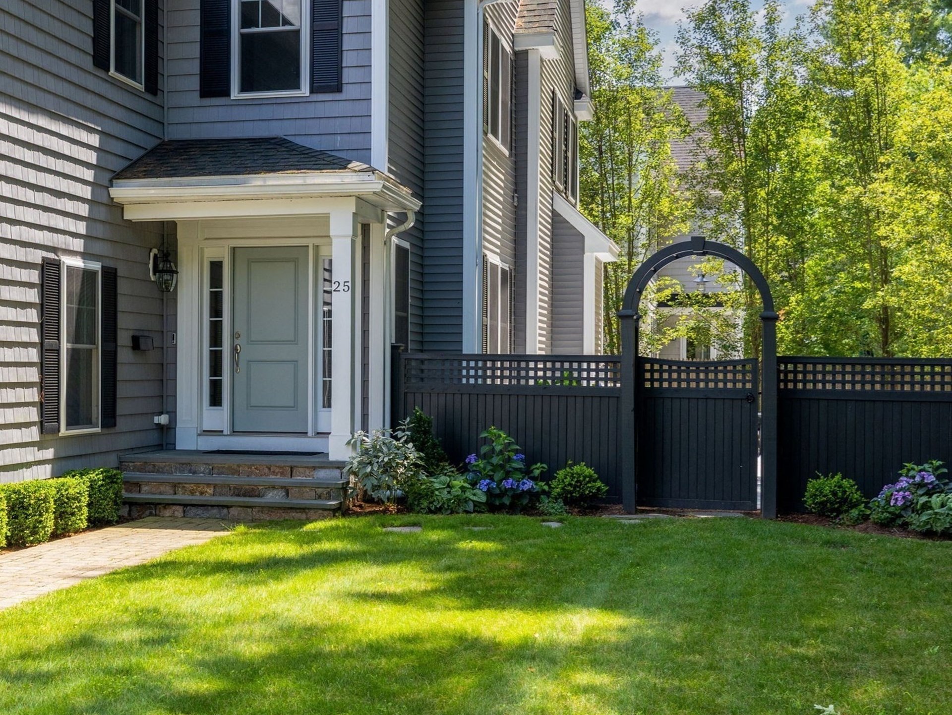 25 Bryn Mawr