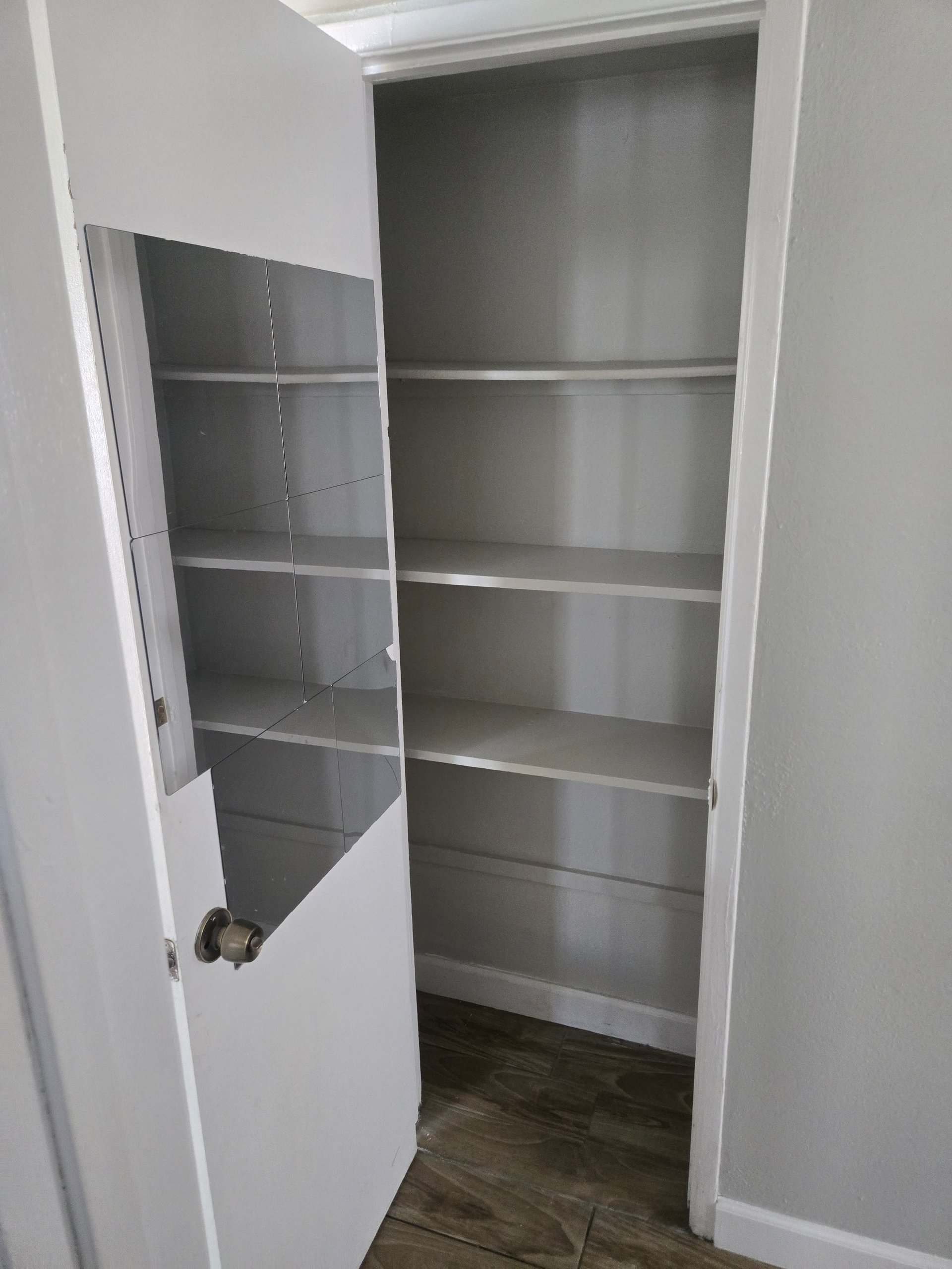 485 North Circle #2 Las Vegas, NV 89119