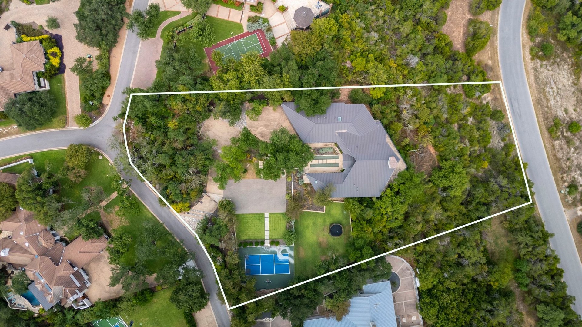 10 Hedge Lane 