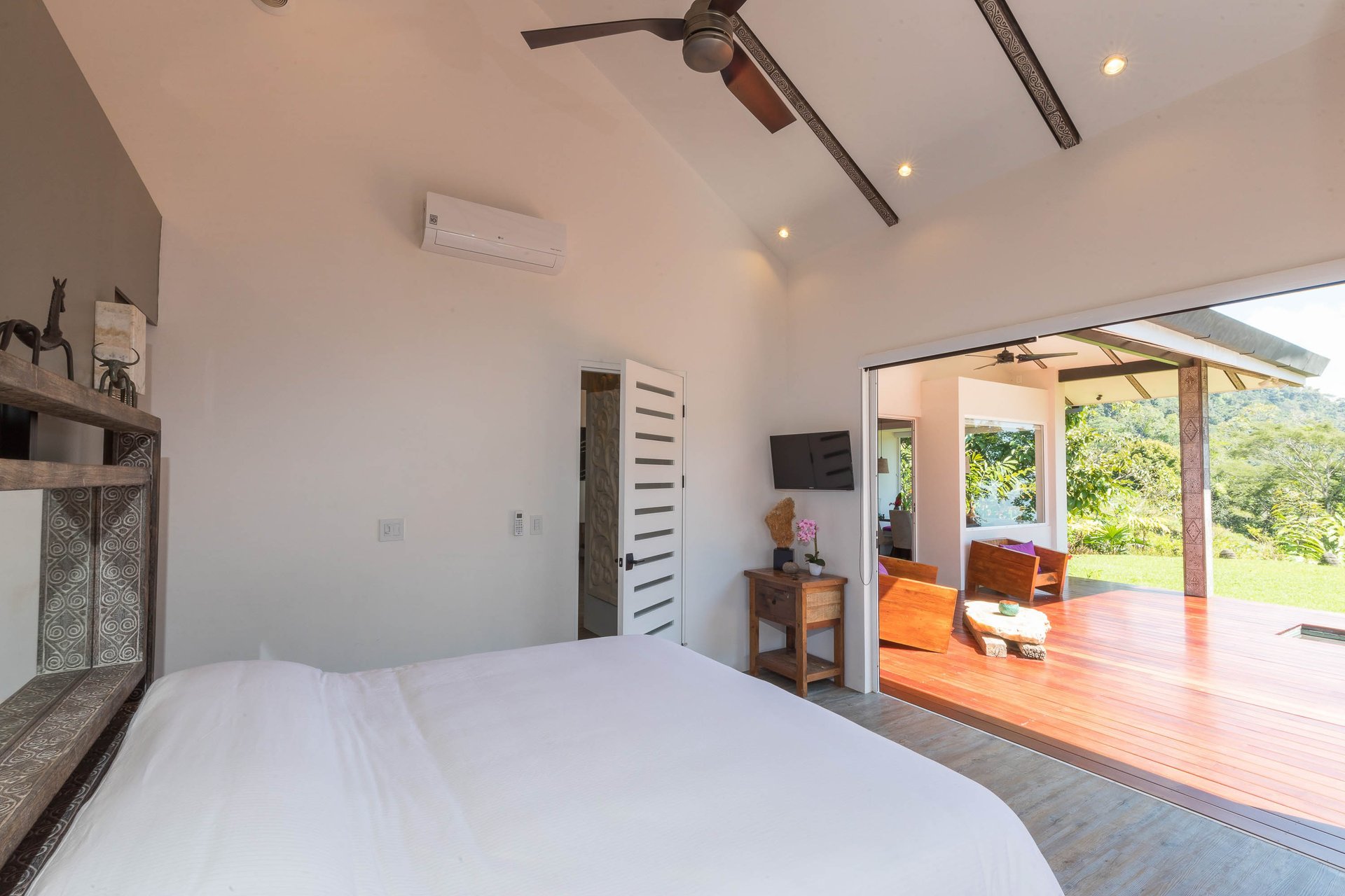 Investment Opportunity in Paradise Two-bedroom Luxury Villa in Escaleras