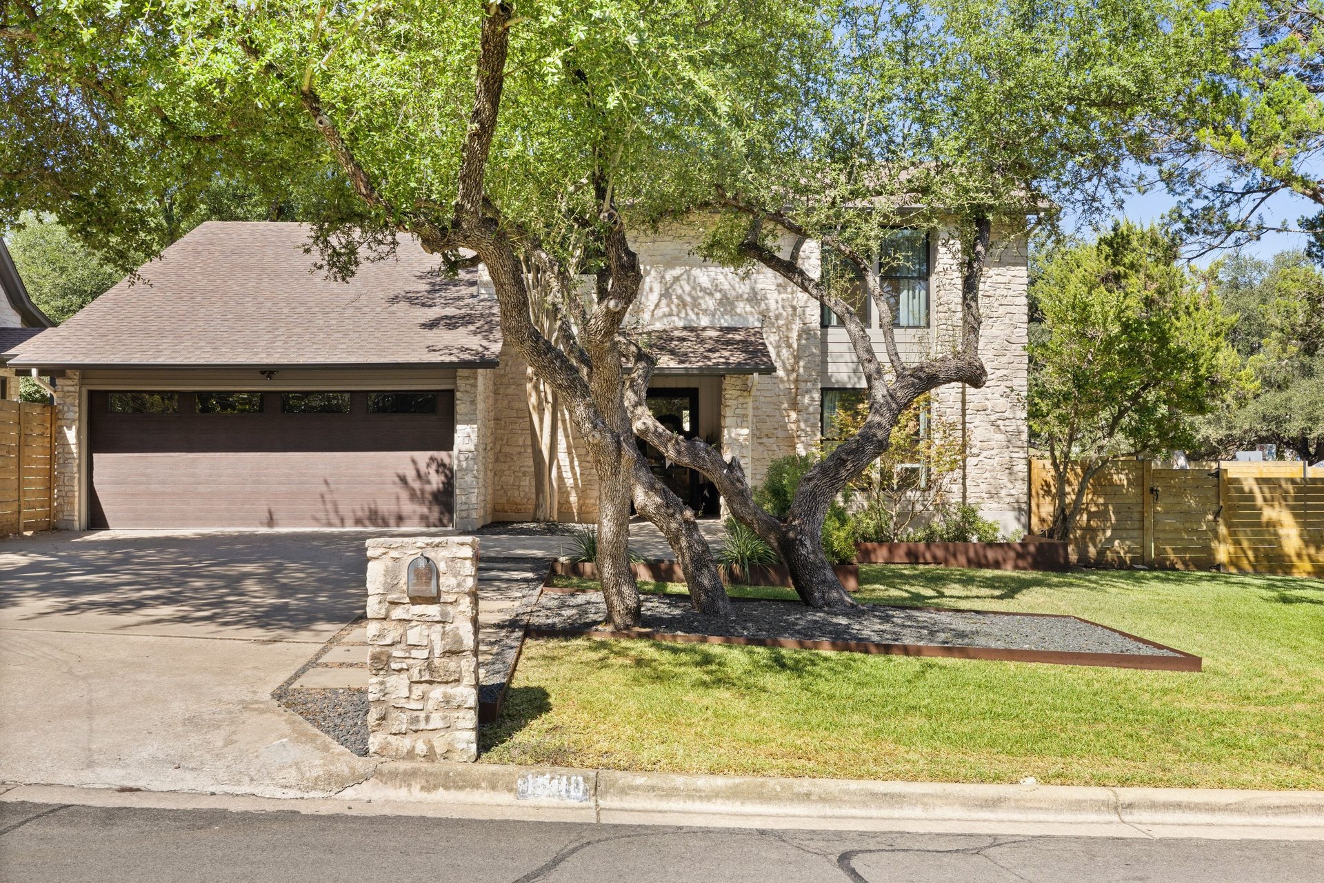 1500 Surrey Hill Drive