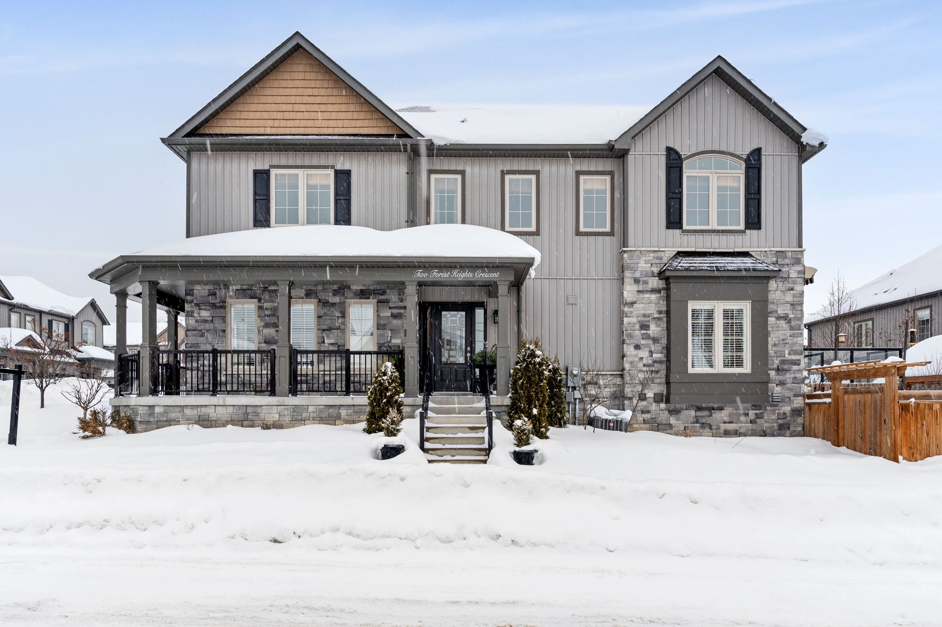2 Forest Heights Boulevard, Orillia