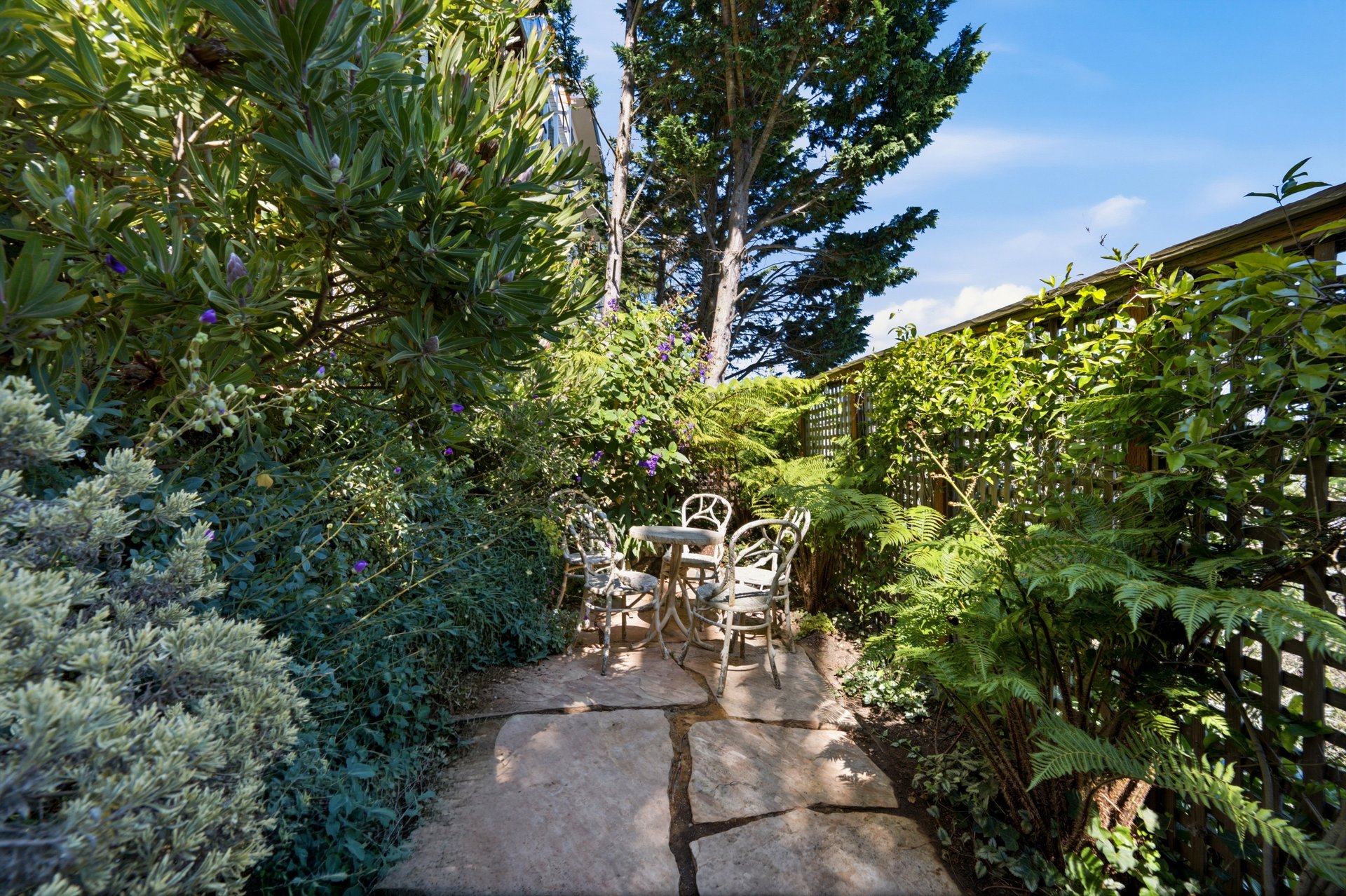 Craftsman Jewel With Sweeping Views