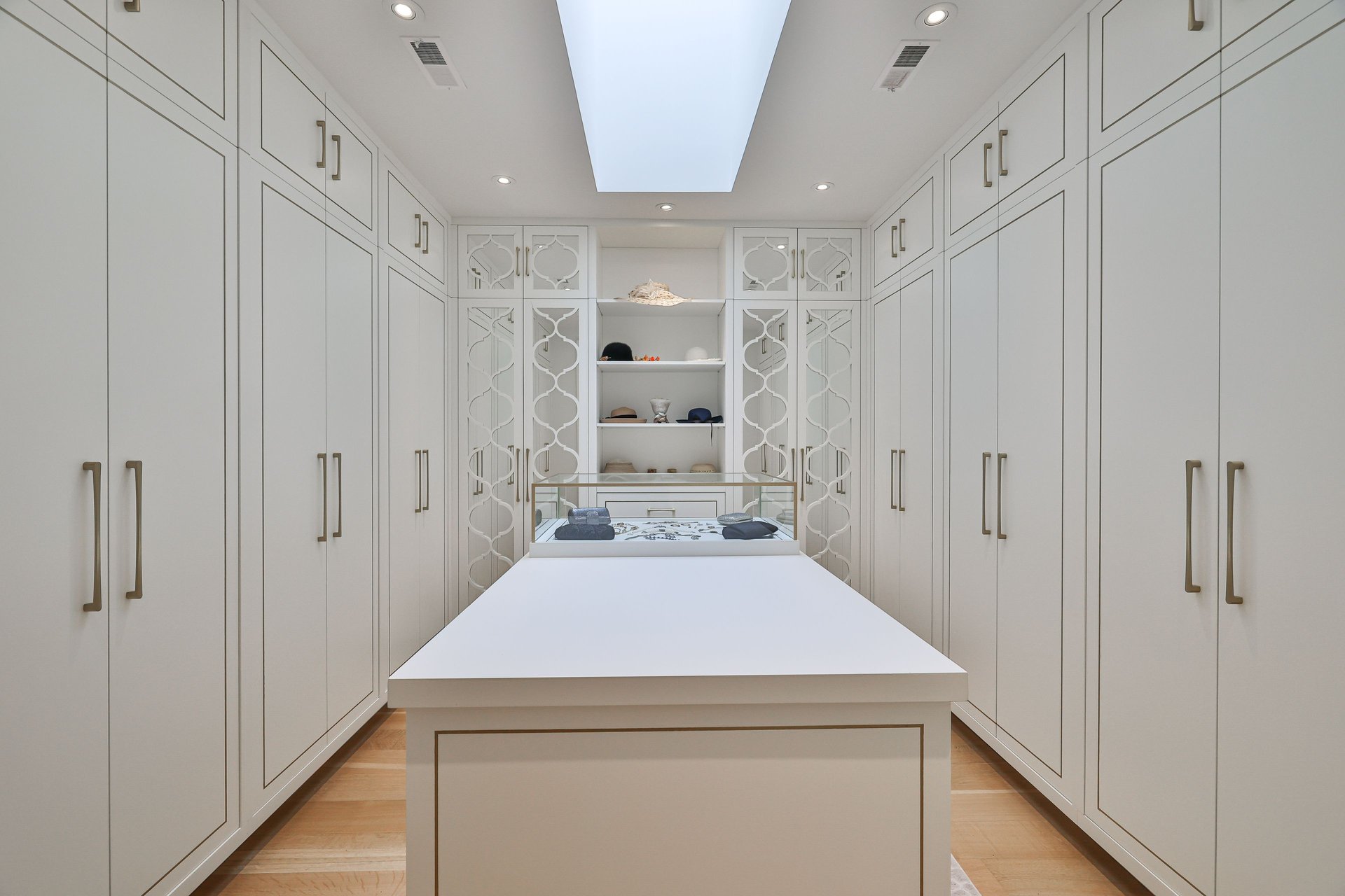 Exquisite Luxury Finishes