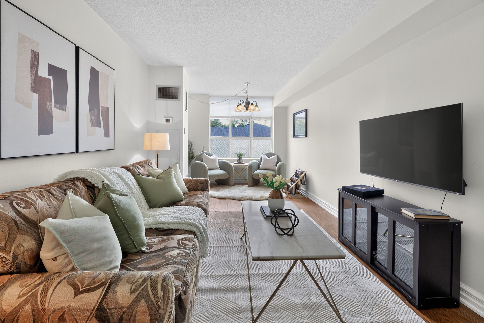 211-221 Robinson Street, Oakville