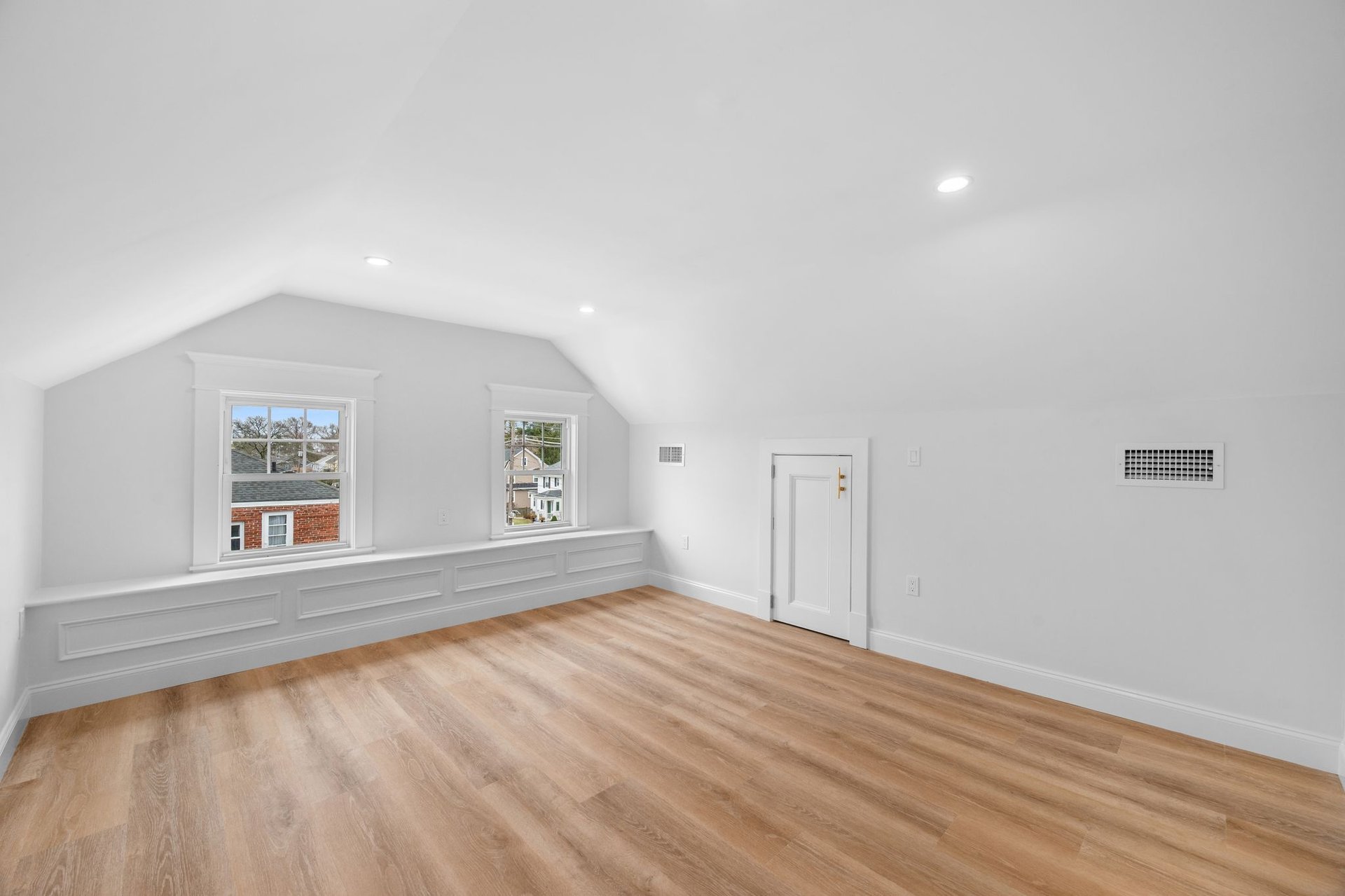 36 Rockaway Ave