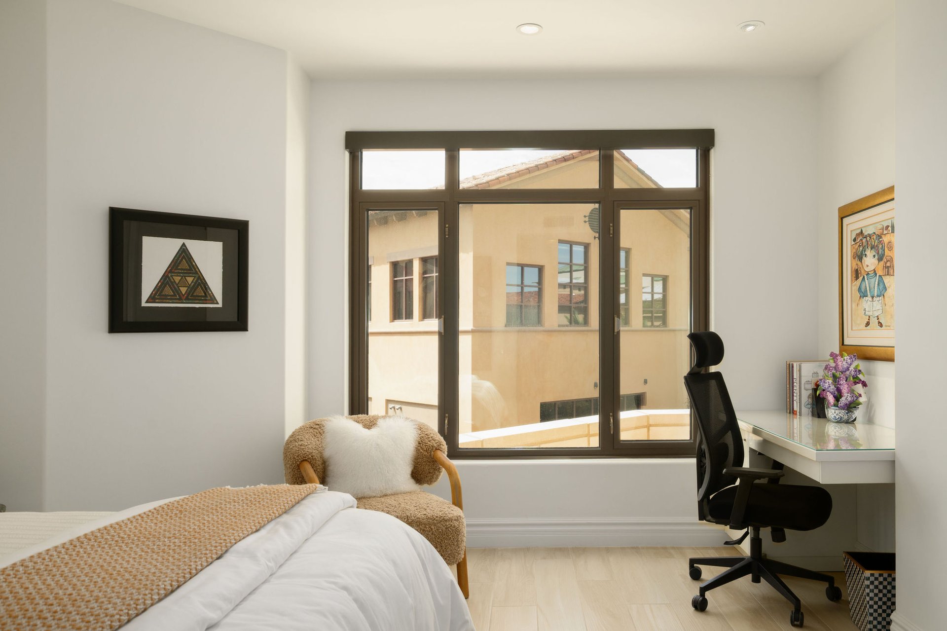 7175 E CAMELBACK Road, 301