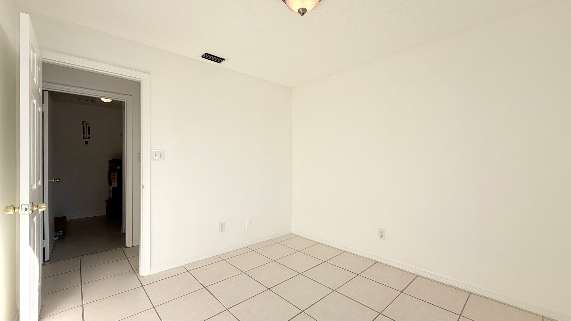 Longwood Three-Bedroom, Two-Bathroom Duplex for Lease on Lake Wayman