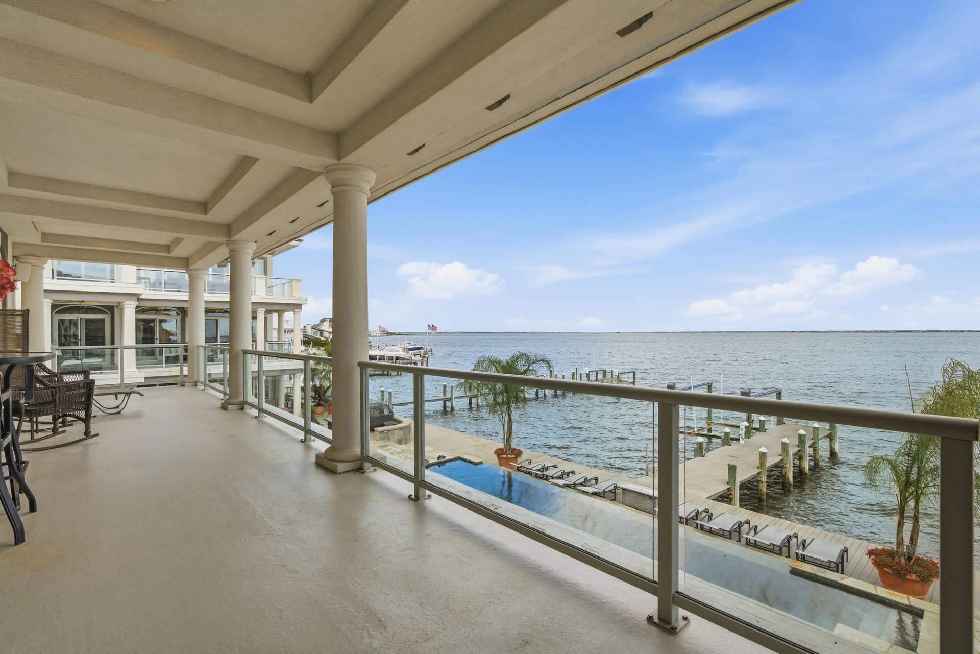 3331-3333 LONG POINT DRIVE