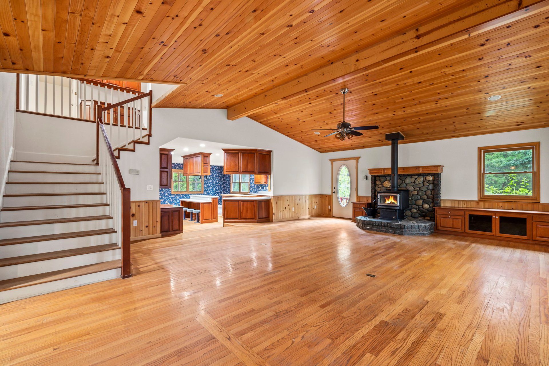 7481 Slug Gulch Rd