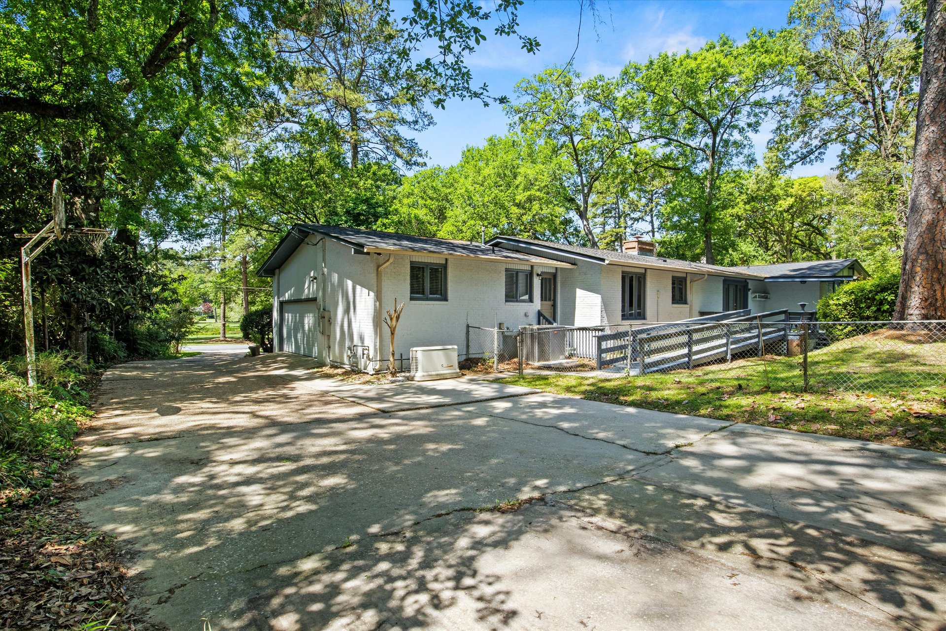 2521 Harriman Circle