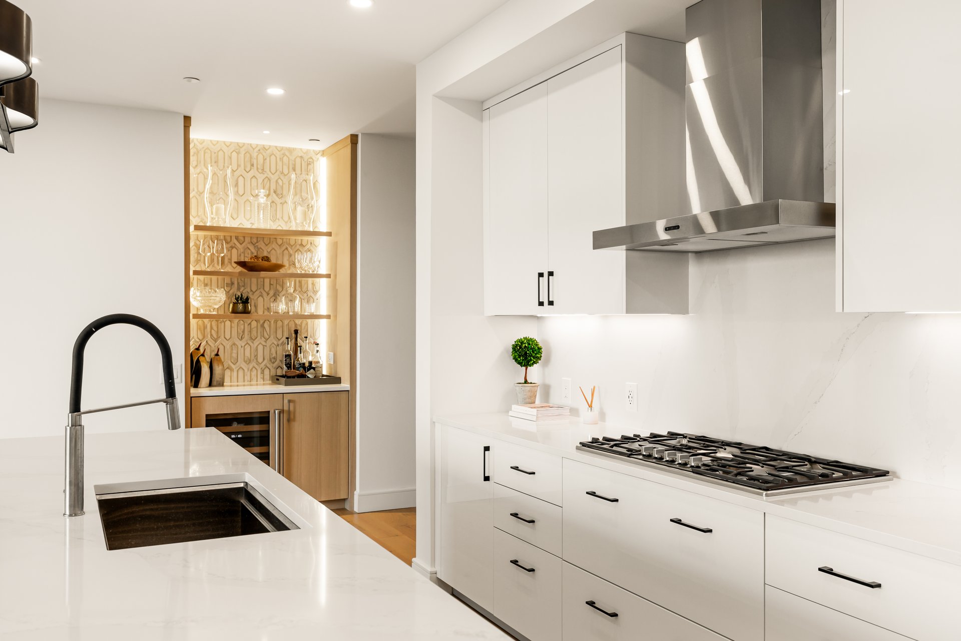 2425 Peachtree Road NE Unit 1406