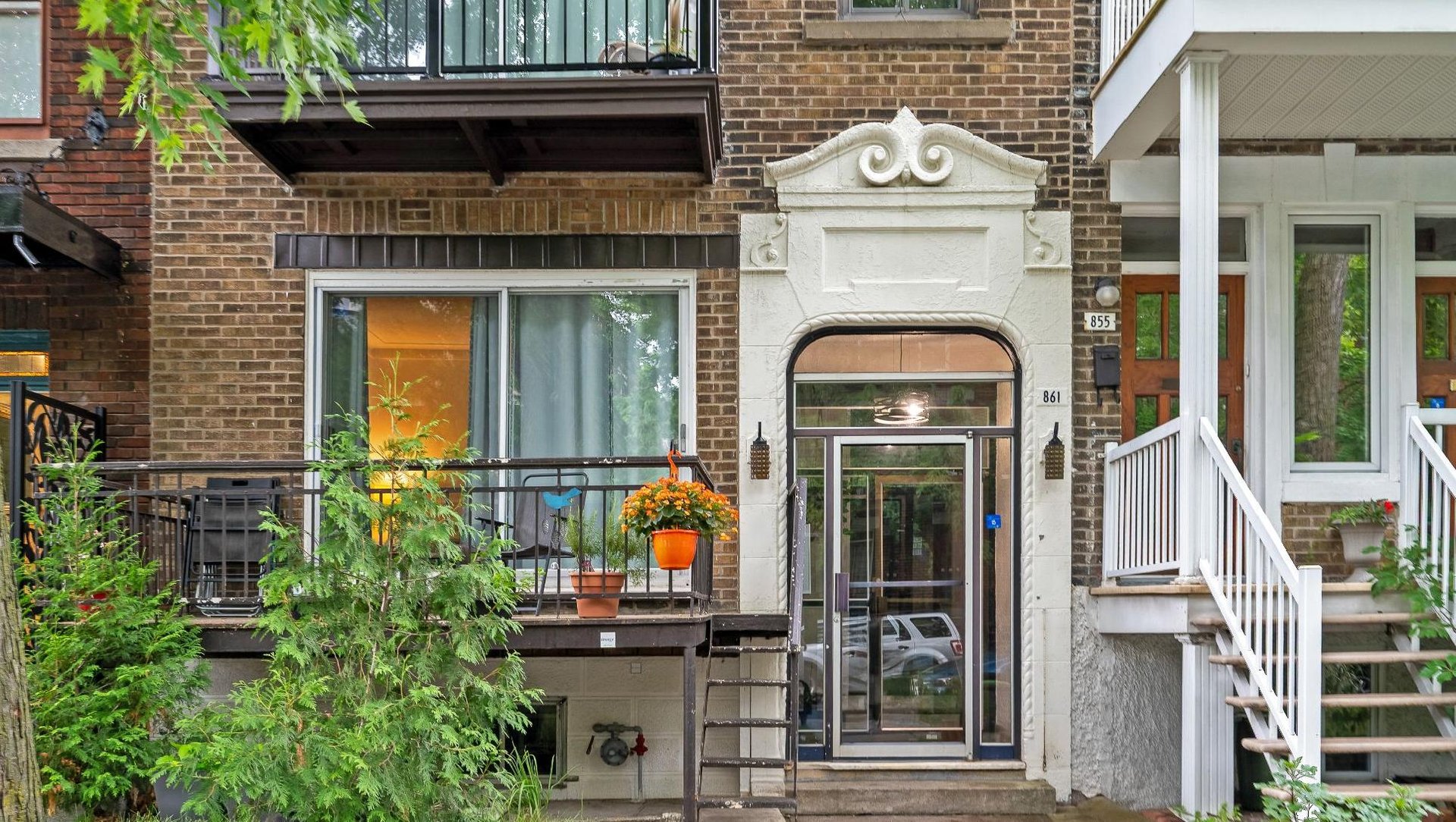 Outremont | Classic triplex in a sought-after area